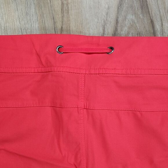 ☔️🔸️Columbia Red Omni-Shield Repellancy Shorts Size 6 - Picture 6 of 11
